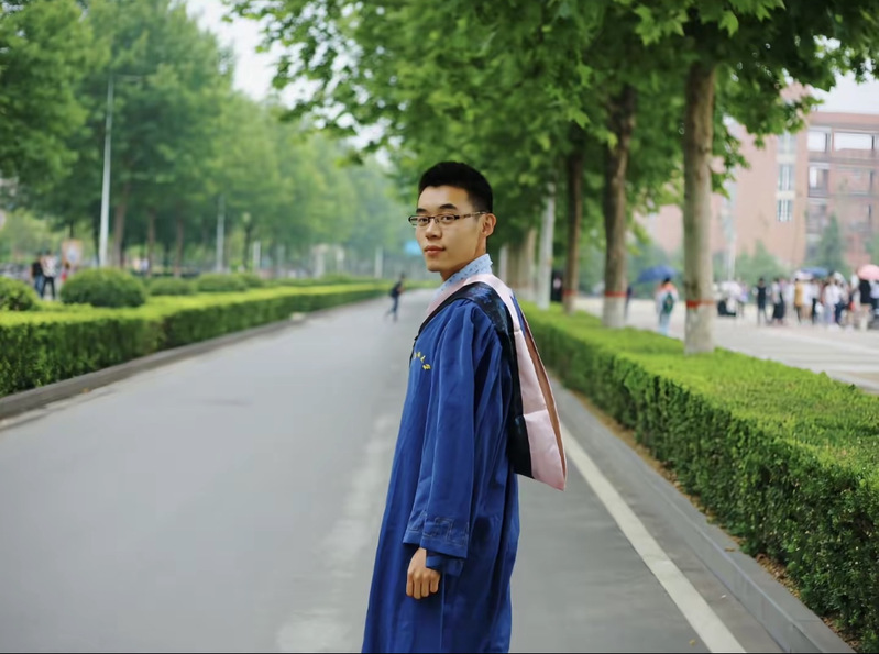 【跨越学历的阶梯】杜帅——从高...