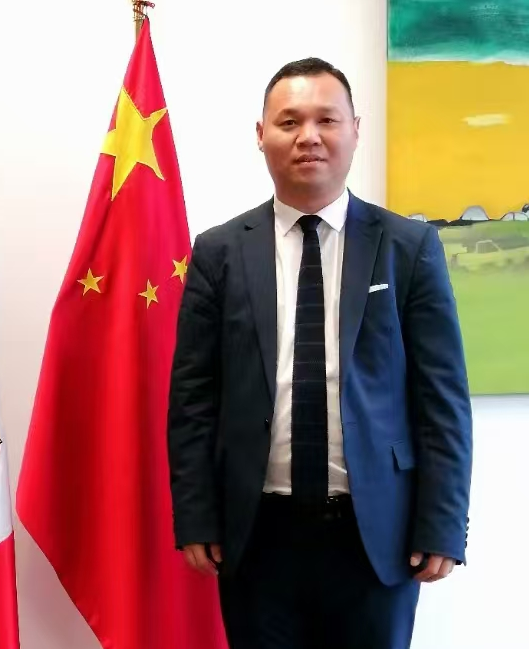 【校友风采】用语言的力量传播中...