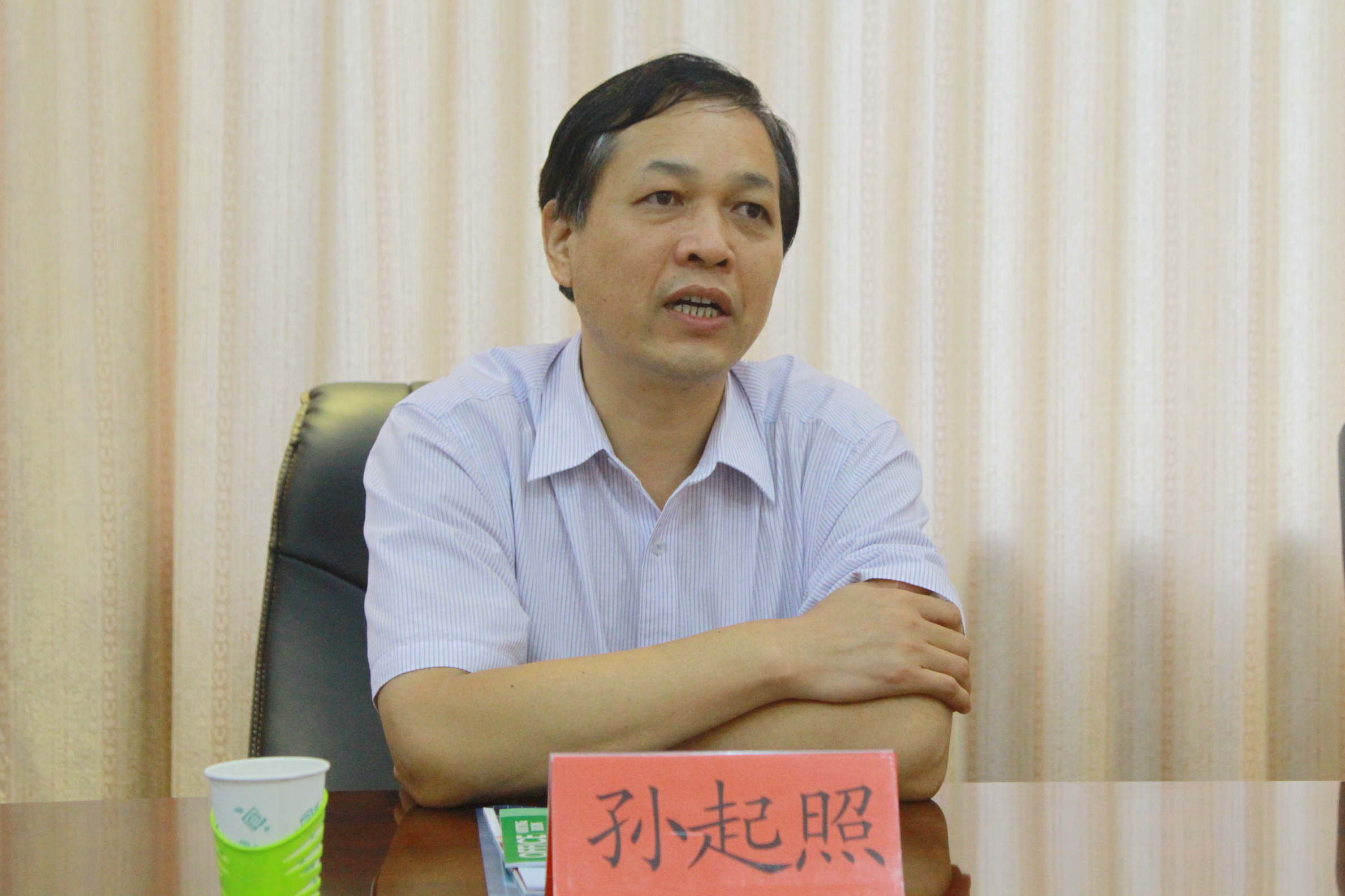 1孙起照主任高度评价学院精神文明建设工作.JPG